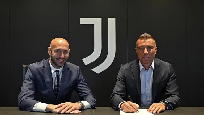 侧副韧带形 侧副韧带形