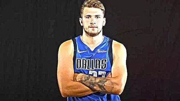 出任队长 出任队长